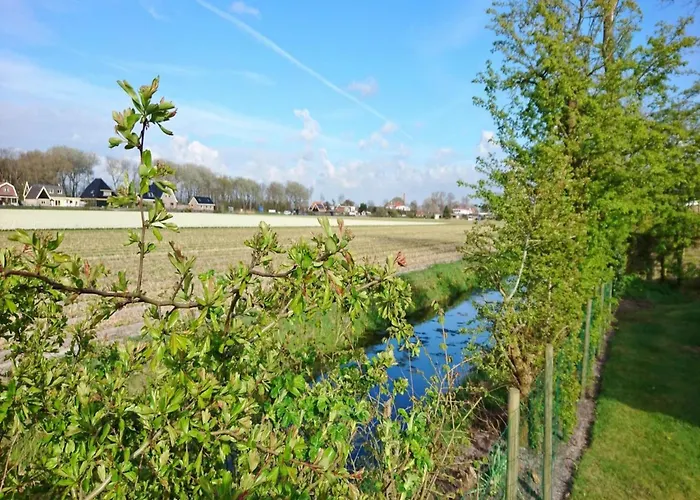 Fantastic By The Sea *